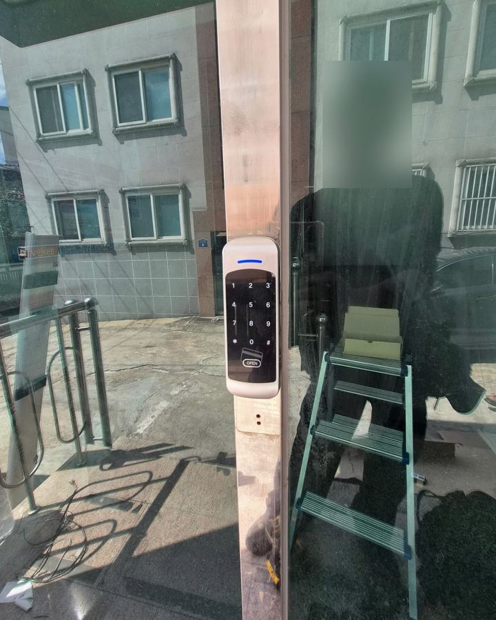 계산동 자동문 번호키 설치 모습